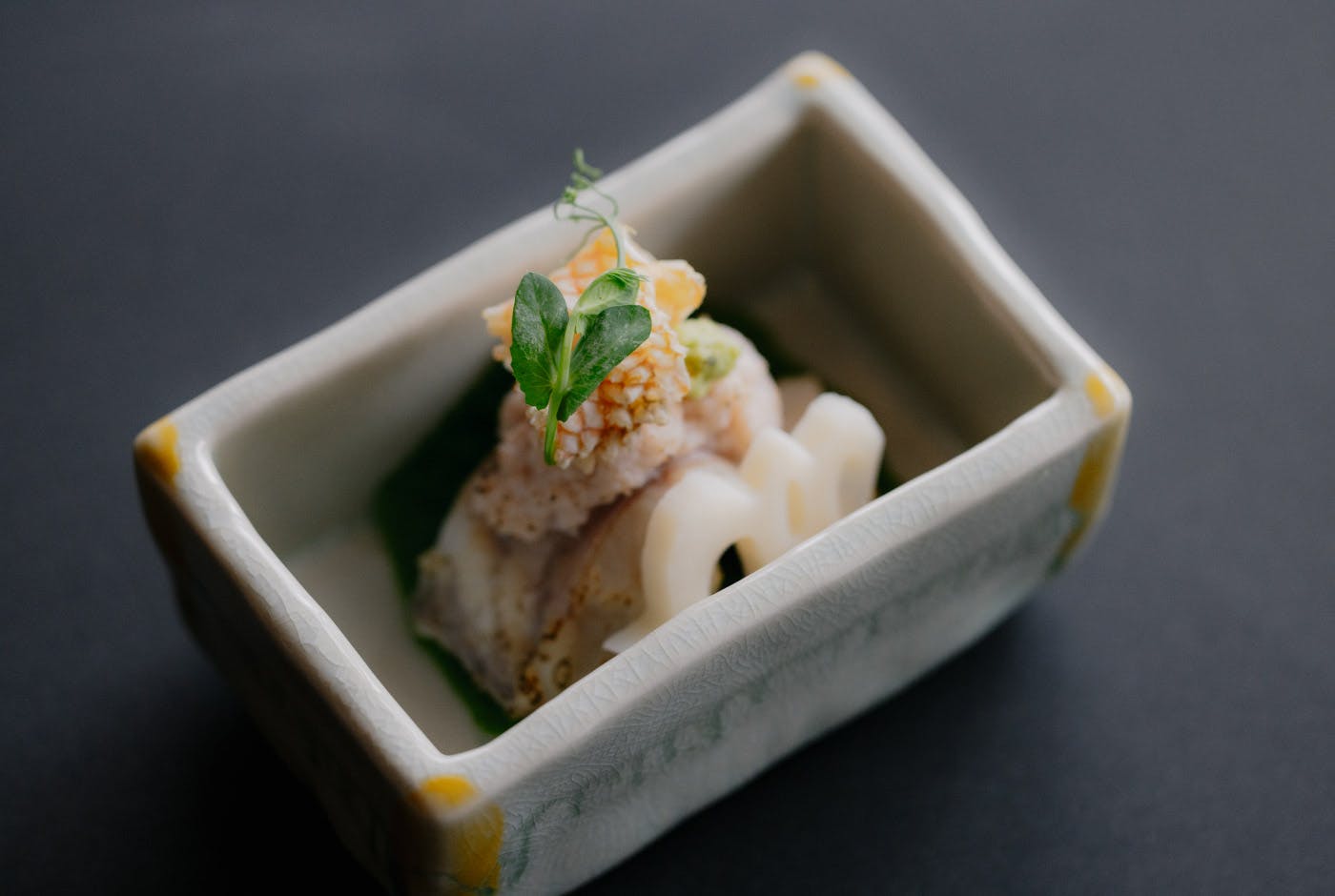 甘鯛蓮焼き 山葵バター　柚子