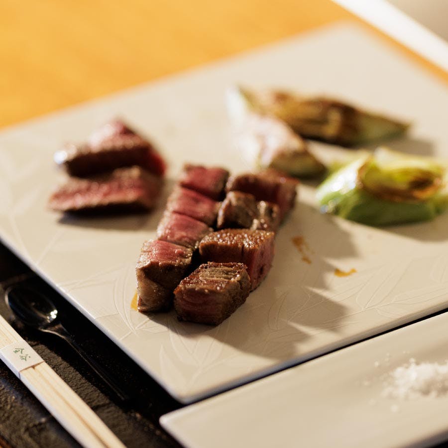 DINING “JOHN KANAYA”