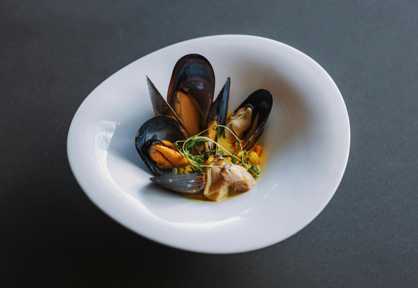 Mussel and clam soup with saffron